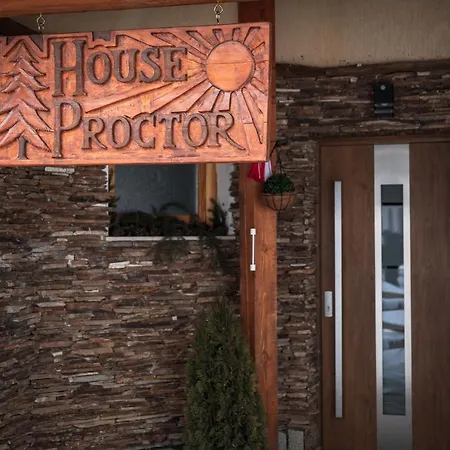 Apartment House Proctor *