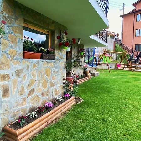 House Proctor Apartamento Stoykite